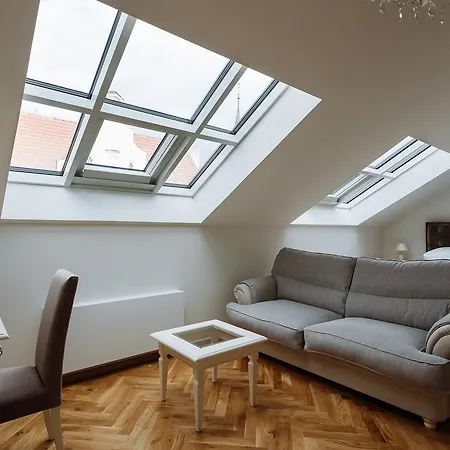 High Heaven Apartment Prague Exterior photo