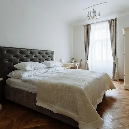 High Heaven Apartment Prague Exterior photo
