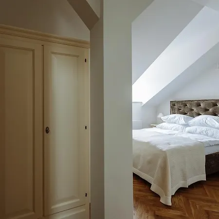 High Heaven Apartment Prague Exterior photo